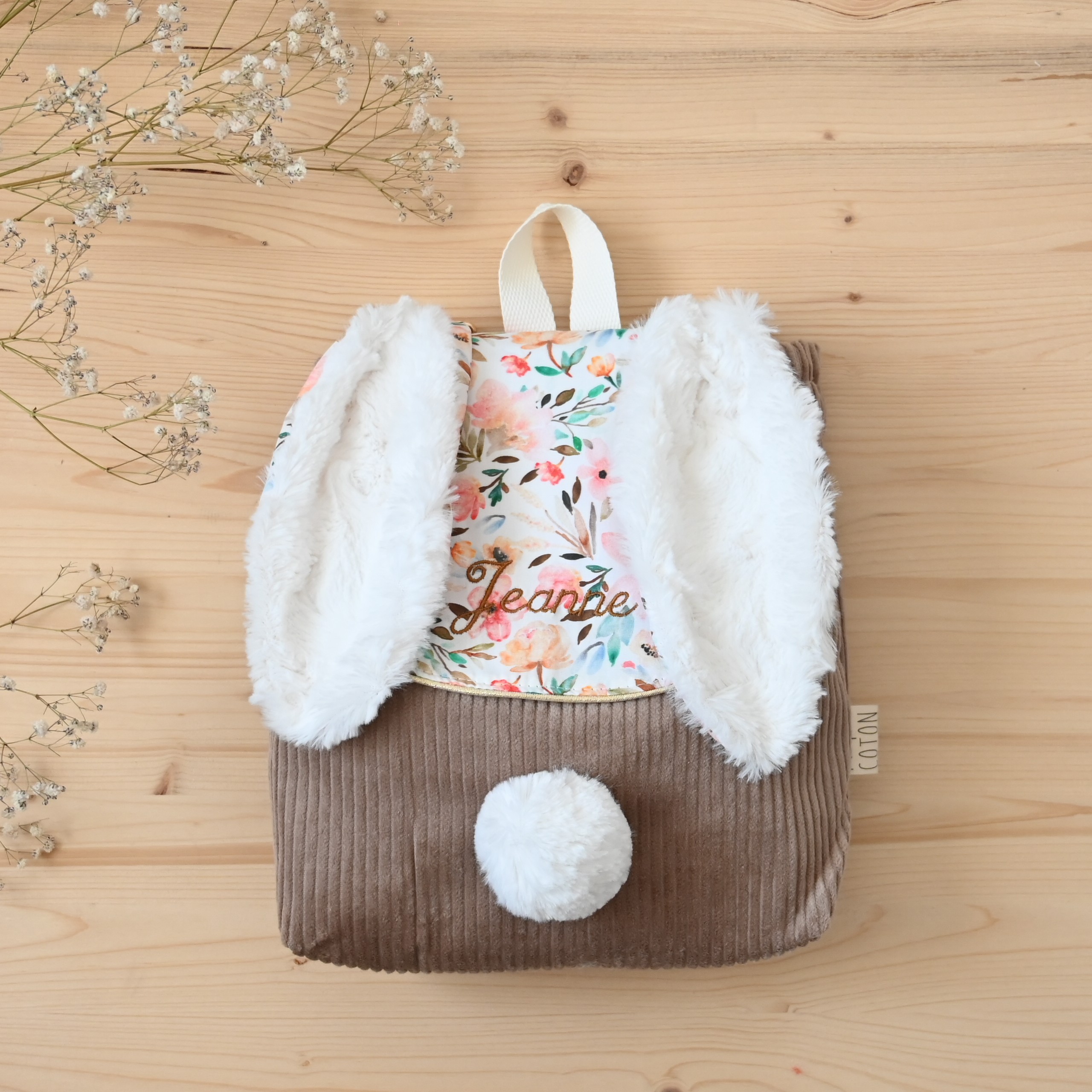 Petit sac à dos lapin en nid d'abeille noisette - La Malle à Confettis