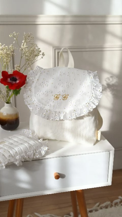 𝐈𝐧𝐬𝐭𝐚𝐧𝐭 𝐩𝐨é𝐬𝐢𝐞 𝐚𝐯𝐞𝐜 𝐜𝐞 𝐝𝐮𝐨 𝐅é𝐞𝐫𝐢𝐪𝐮𝐞 !
Créé toi aussi ton assortiment rêvé sur le www.pomponcoton.com ou par message !
Avec joie de recevoir de tes nouvelles pour partager un moment créatif ! 

Belle journée 🌟
Julie

#sacados #sacadospersonnalisable #madeinfrance #cadeaudenaissance #sacpersonnalisé #sacmaternelle