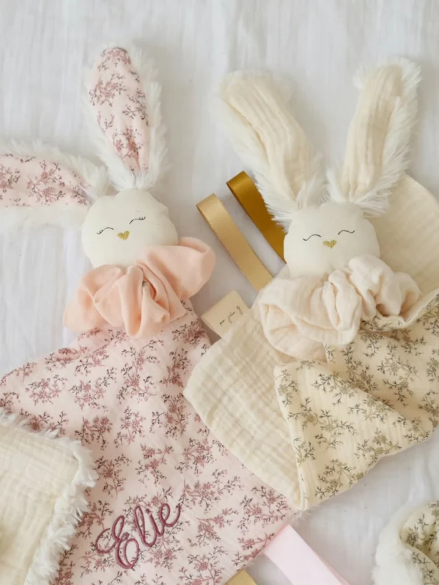 𝐋𝐚𝐩𝐢𝐌𝐢𝐧𝐢 𝐚 𝐩𝐞𝐫𝐬𝐨𝐧𝐧𝐚𝐥𝐢𝐬𝐞𝐫 jusqu'au bout de vos envies 🤗
Belle fin de journée
Julie

#lapin #doudoulapin #creationpersonnalisée #creatricefrançaise
